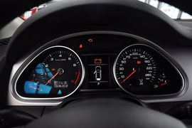 2012款奥迪Q7 3.0TFSI quattro到店实拍