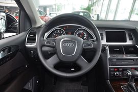 2012款奥迪Q7 3.0TFSI quattro到店实拍