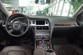 2012款奥迪Q7 3.0TFSI quattro到店实拍