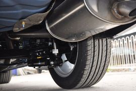 全新比亚迪速锐1.5TI手动豪华型