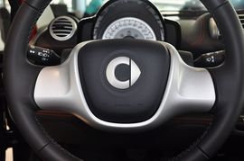2012款smart fortwo MHD硬顶烈焰特别版