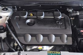 2012款长安悦翔V5 1.5L手动型