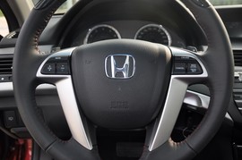 2013款广汽本田雅阁2.4L PE