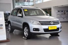 2012款大众途观1.8TSI两驱手动进享版到店实拍