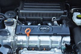 2012款斯柯达晶锐1.6L手动五周年典藏版