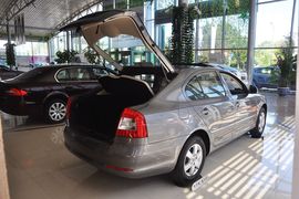2012款斯柯达明锐 1.6L手自一体逸俊版