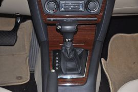 2012款斯柯达明锐 1.6L手自一体逸俊版