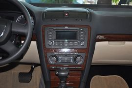 2012款斯柯达明锐 1.6L手自一体逸俊版