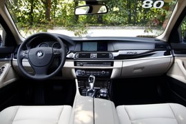 2013款宝马525Li豪华型试驾实拍