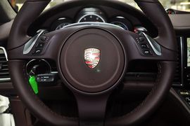2010款保时捷Panamera turbo