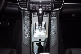 2010款保时捷Panamera 4到店实拍