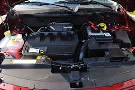 2012款Jeep吉普指南者2.4L运动版