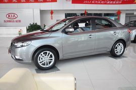 2012款起亚福瑞迪1.6L GLS手动纪念版