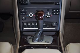 2012款沃尔沃XC90 2.5T北欧行政版