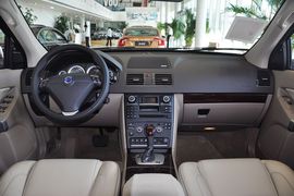 2012款沃尔沃XC90 2.5T北欧行政版