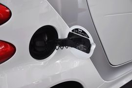 2012款smart fortwo MHD硬顶激情版实拍