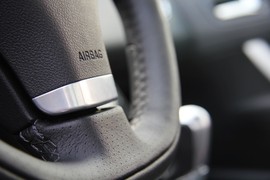 2013款标致408 2.0L自动挡试驾