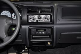 2012款昌河铃木北斗星1.0L超越型