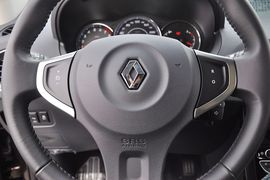 2013款雷诺科雷傲2.5L四驱舒适导航版