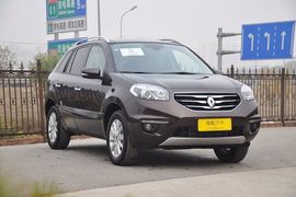 2013款雷诺科雷傲2.5L四驱舒适导航版