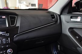 2012款起亚凯尊2.4L尊贵型到店实拍