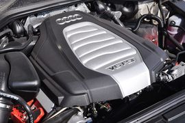2013款奥迪A8L 30FSI舒适型