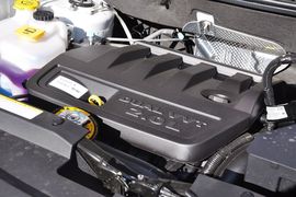 2013款Jeep指南者2.0L运动版到店实拍