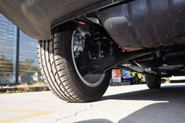 2013款Jeep指南者2.0L运动版到店实拍