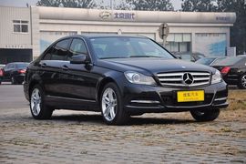 2013款奔驰C260时尚型到店实拍