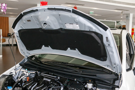 2016款本田飞度 1.5L LXS CVT舒适天窗版