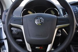 2012款MG5 1.5L自动精英版