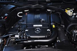 2013款奔驰E260L优雅型