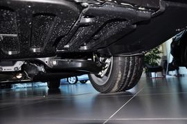 2013款奔驰E260L优雅型