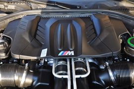 2012款宝马M5