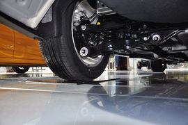 2011款现代索纳塔八2.0L GLS自动领先版