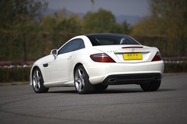 2012款奔驰全新SLK350评测实拍