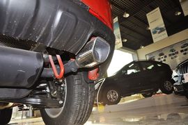 2013款双龙柯兰多2.0L汽油两驱自动精英型