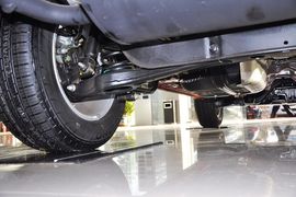 2013款双龙柯兰多2.0L汽油两驱自动精英型