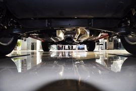 2013款双龙柯兰多2.0L汽油两驱自动精英型