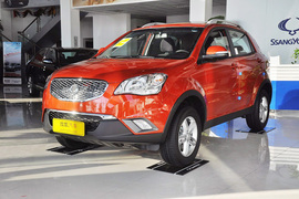 2013款双龙柯兰多2.0L汽油两驱自动精英型