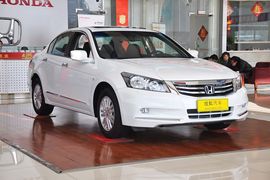 2013款本田雅阁2.0L SE到店实拍