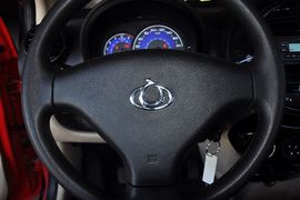 2012款吉利全球鹰熊猫1.0L手动标准型