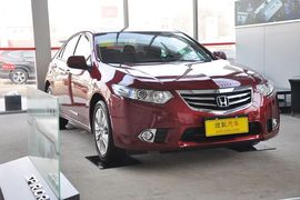 2013款本田思铂睿2.4L豪华版