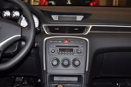 2012款东风标致308 1.6L手动优尚型