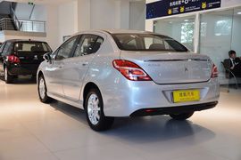2012款东风标致308 1.6L手动优尚型