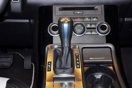 2013款路虎揽胜运动版5.0 NA HSE驭红限量版