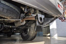 2013款风行菱智1.6L手动豪华型