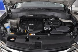 2013款北京现代全新胜达2.4GDi自动四驱型