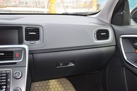 2013款沃尔沃S60 T5至尊版到店实拍