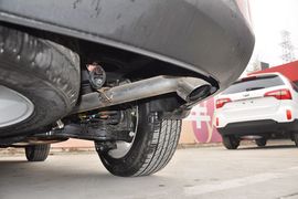 2013款起亚索兰托2.4L七座舒适版